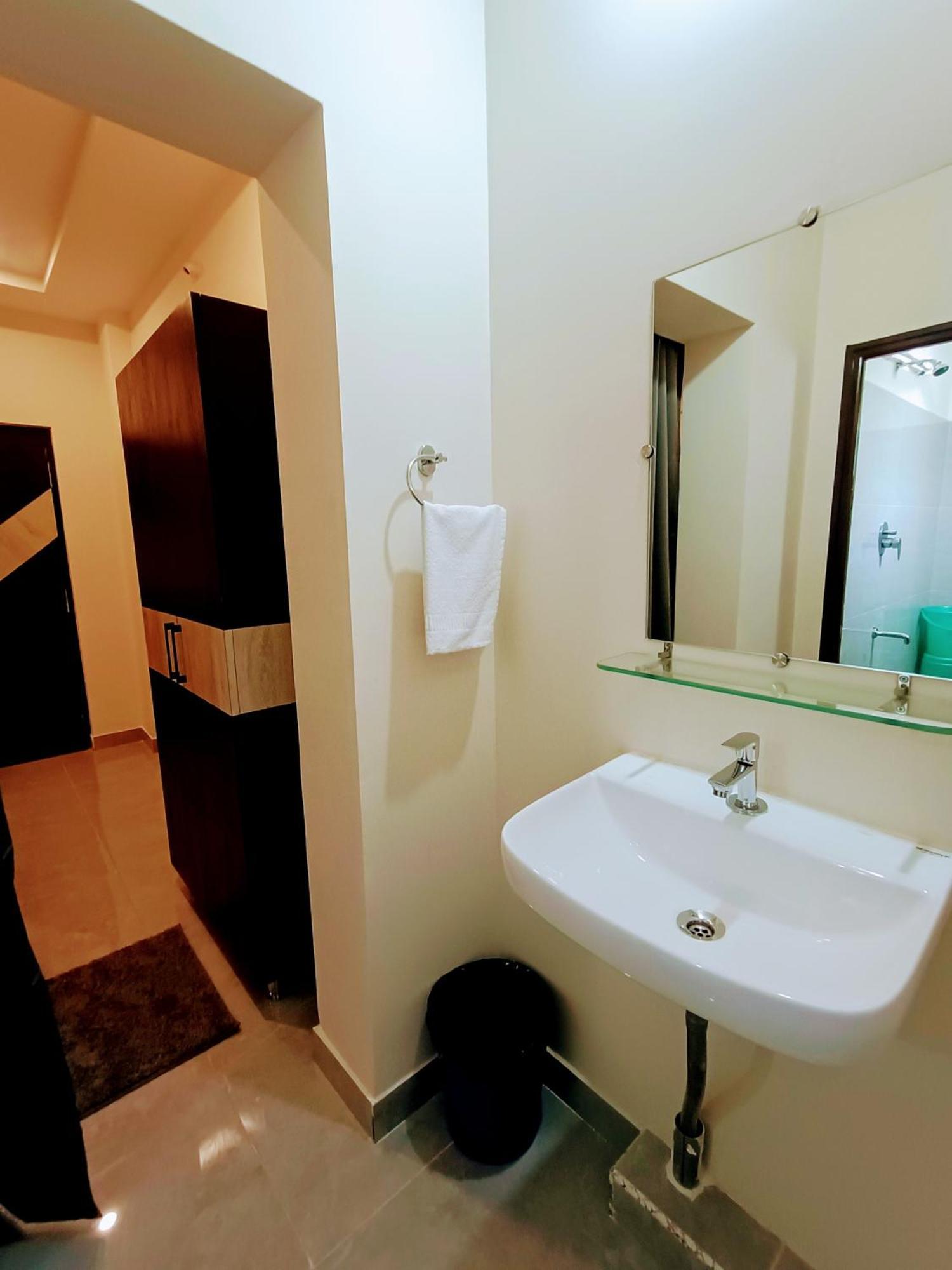 فيلا Mgr Residency سريكالاهاستي المظهر الخارجي الصورة